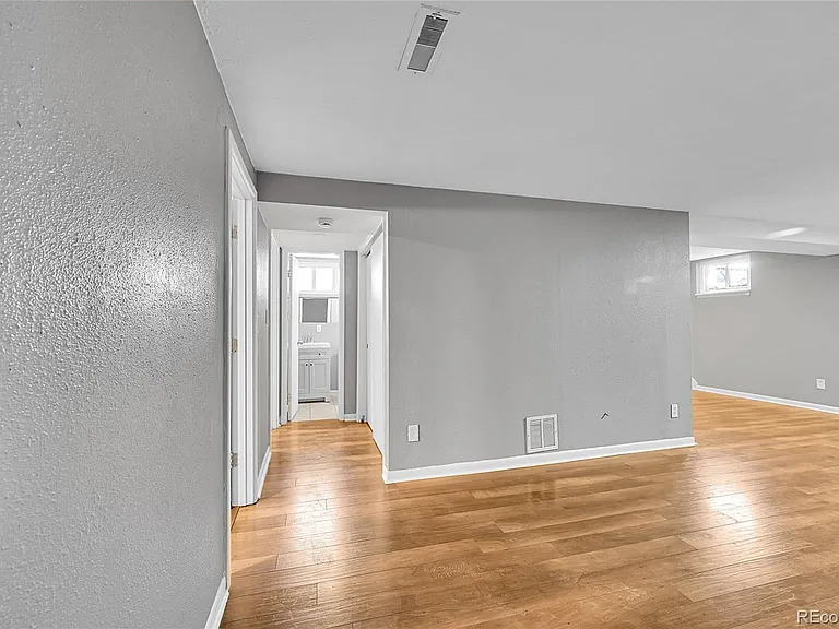 5635 Nebraska Way — Photo 22