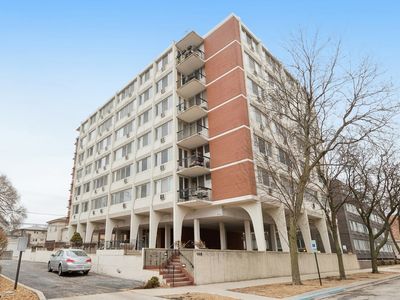 140 Marengo Ave Unit 604, Forest Park, IL, 60130