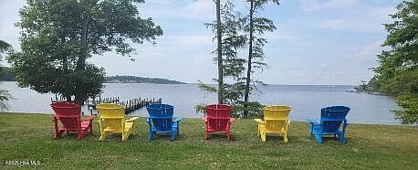 5th image of 111 /113 Majestic Circle LOT 47