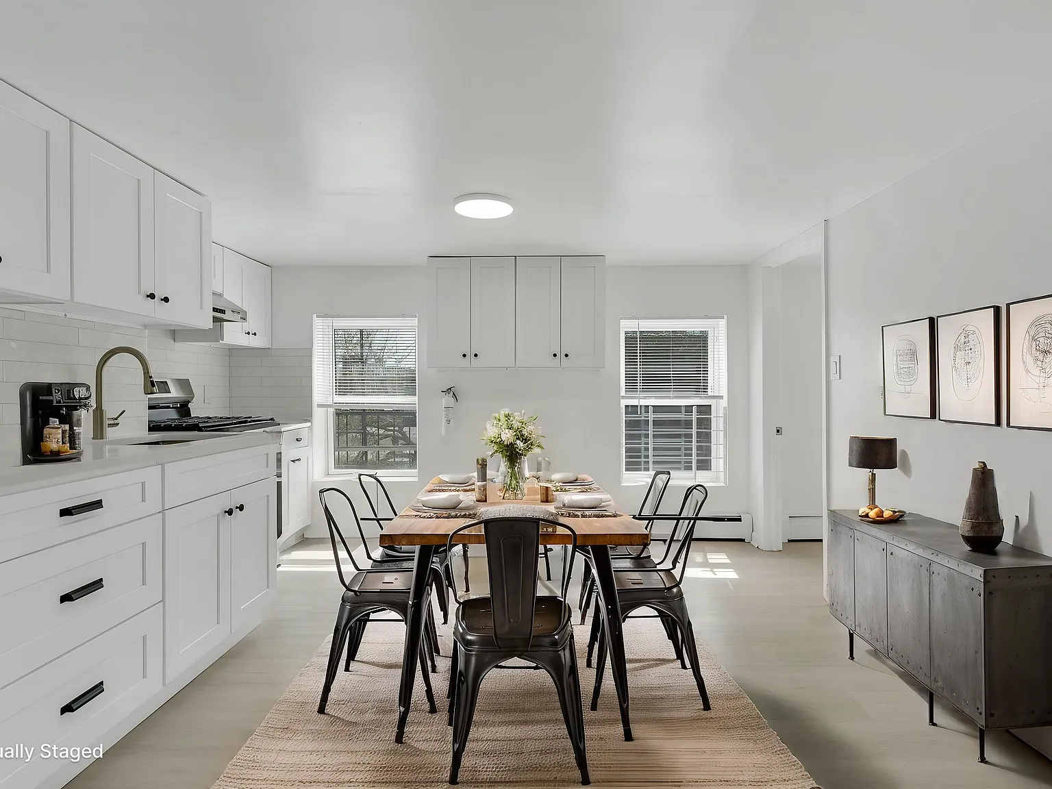 3 bed, 1.0 bath, $2,500 — Photo 2