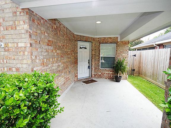 2nd image of 25007 Emporia Chase Ct