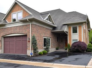 14 Kenilworth Mews, Cleveland Heights, OH 44106