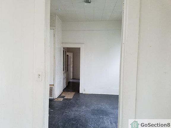 4th image of 410 McKinley Ave