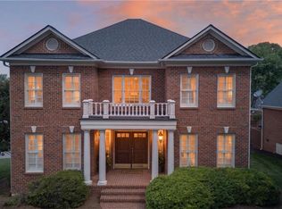 19 Thimbleberry Sq, Greensboro, NC 27455