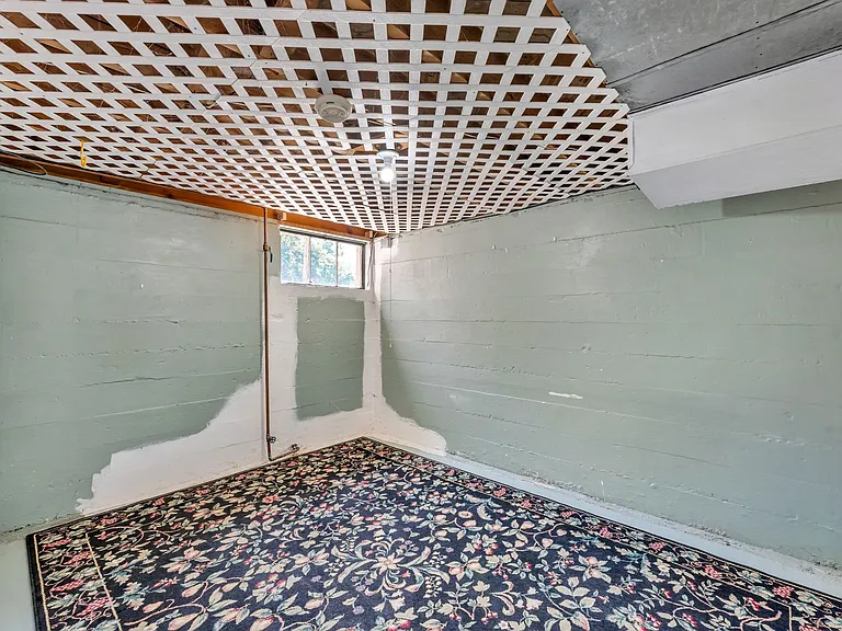 760 Marsh Ave — Photo 29