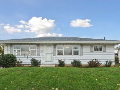 325 29th St NW, Cedar Rapids, IA, 52405