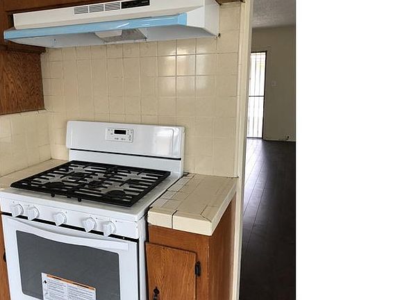 4th image of 519 S Grevillea Ave APT 3