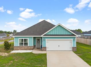 809 Whispering Creek Ave, Freeport, FL 32439