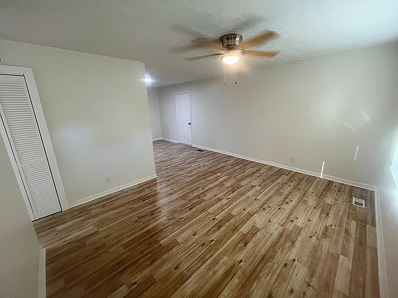 5th image of 8730 Elmonte Dr