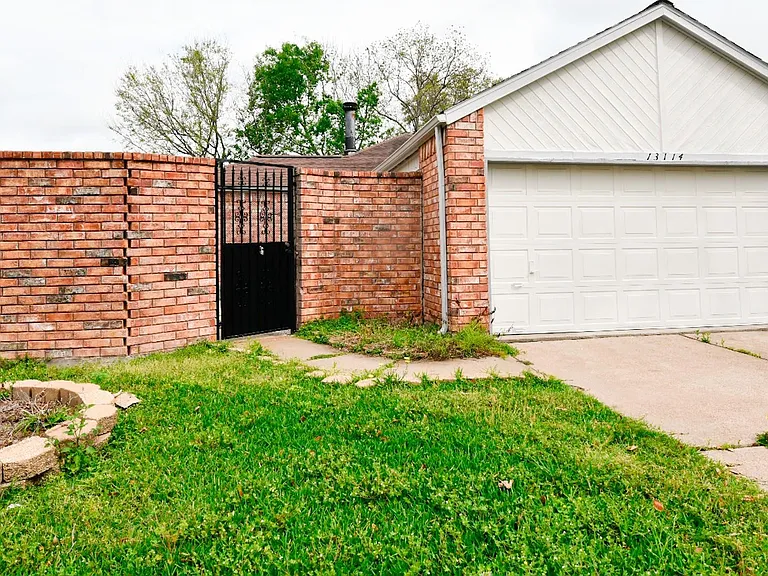 13114 Careywood Dr — Photo 1