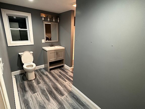 5th image of 10 Batavia St APT B