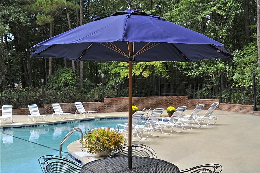 Poolside Lounge Area