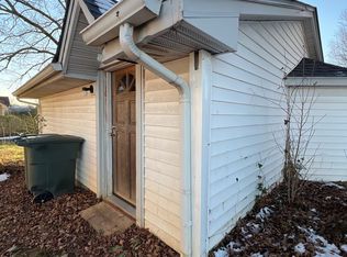 142 N Russell St #142.5, Portland, TN 37148