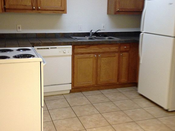 2nd image of 780 Blackjack St APT 2