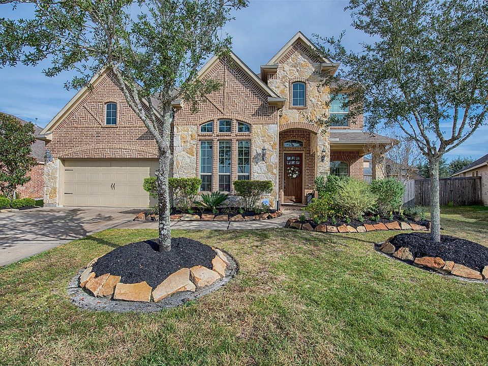 1st image of 3933 Desert Zinnia Ct