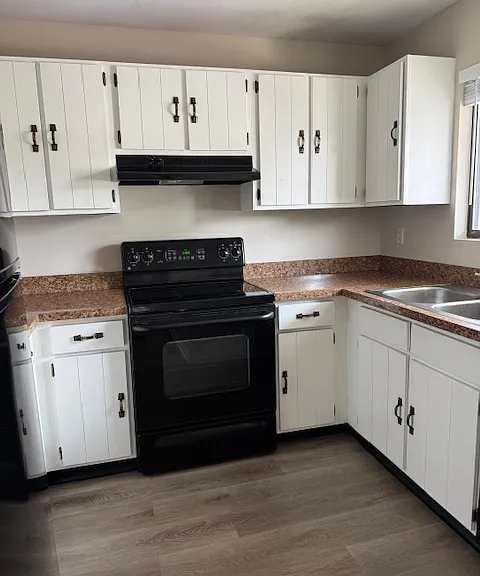 529 Summer Winds Ln #1 — Photo 4