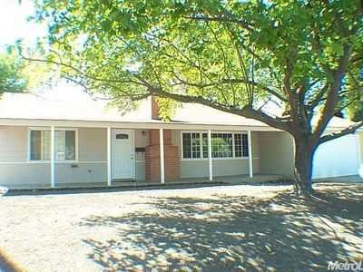 3936 Don Julio Blvd, North Highlands, CA, 95660