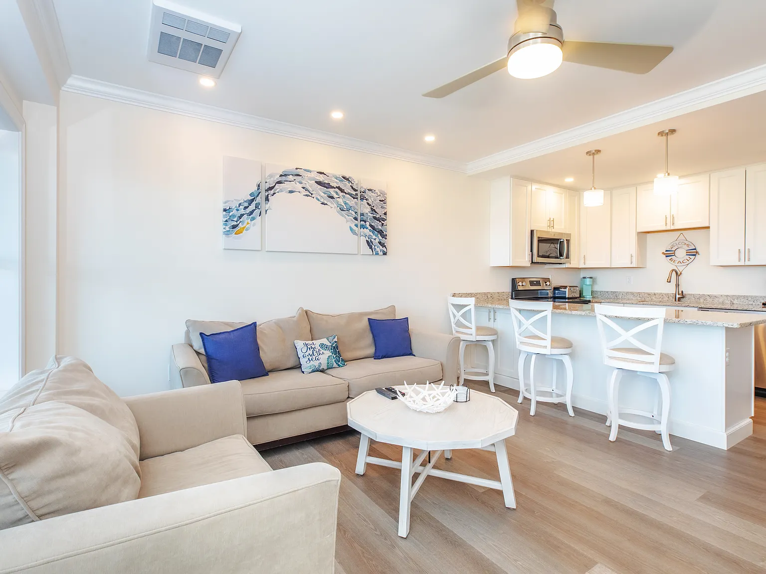 2 bed, 780 sqft, $2,200 — Photo 4