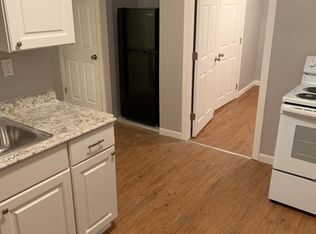 23 Academy St, Rochester, NH 03867