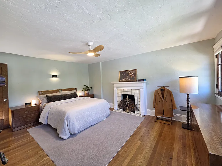 12724 Cedar Rd — Photo 23