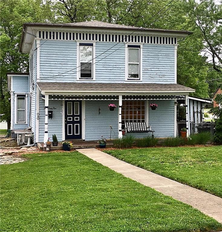 545 S Chestnut St Cameron Mo 64429 Mls 2207145 Zillow