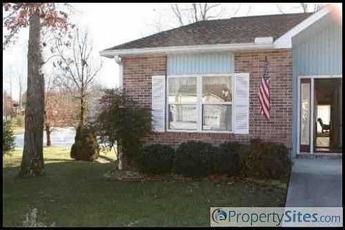 3rd image of 77 Hickory Hollow Cir
