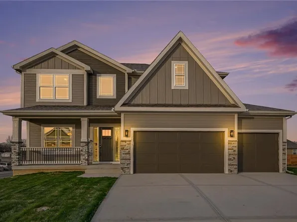 12413 Morgan St, Excelsior Springs, MO 64024