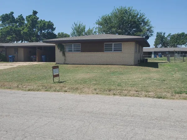 409 Mohawk Trl #B, Foss, OK 73647