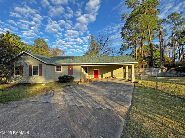 131 W Dunbar Ave, Opelousas, LA 70570