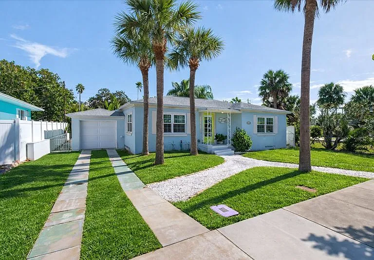 741 Lantana Ave — Photo 4