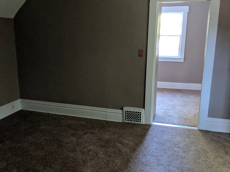 upstairs bed 1