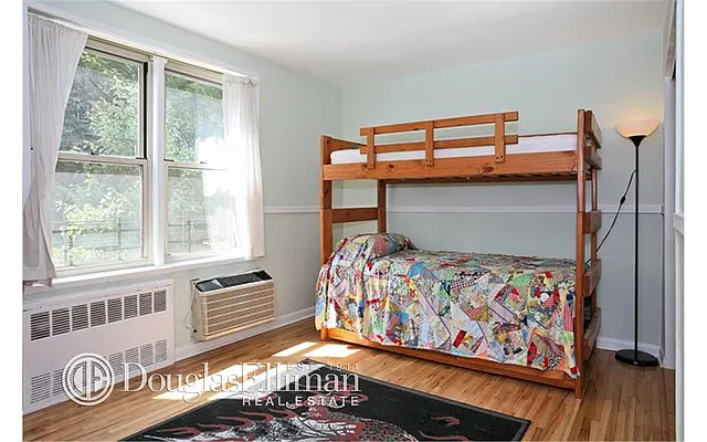 Sold by Douglas Elliman | media 15