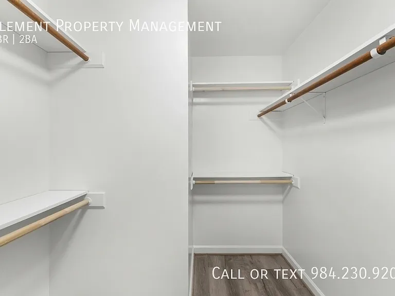 3641 Meadow Creek Ln — Photo 11