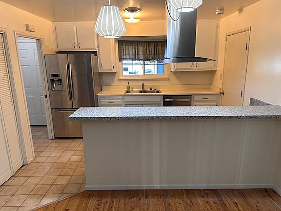 3rd image of 5620 Woodforest Dr