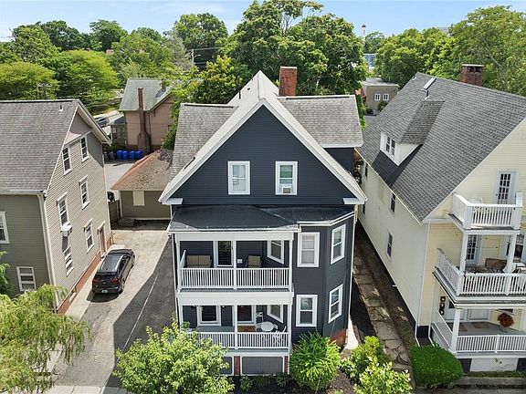 3rd image of 241 Pleasant St