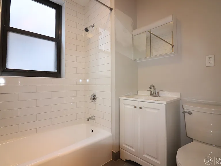 11 Stearns Rd #9 — Photo 7