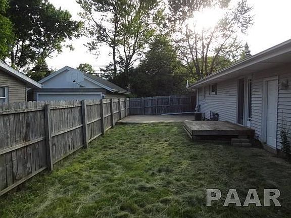 2nd image of 1826 W Winnebago Dr