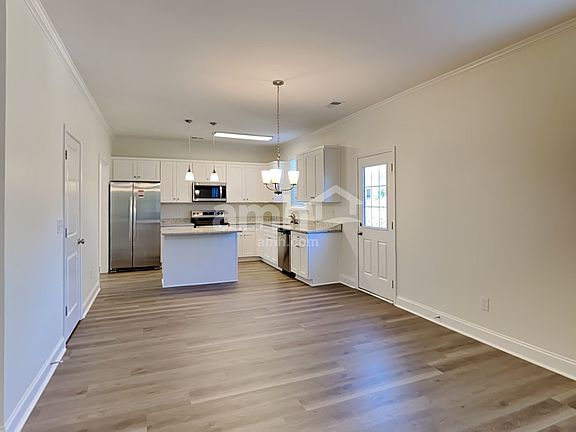 3rd image of 2032 Greenfern Ct