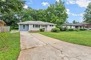 2756 Gresham Rd SE — Photo 4