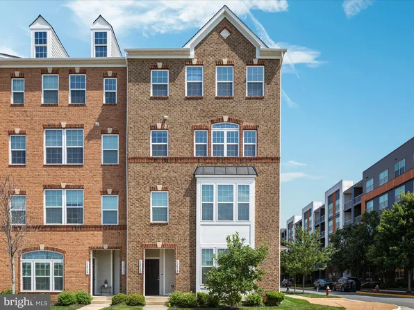 13730 Atlantis St, Herndon, VA 20171