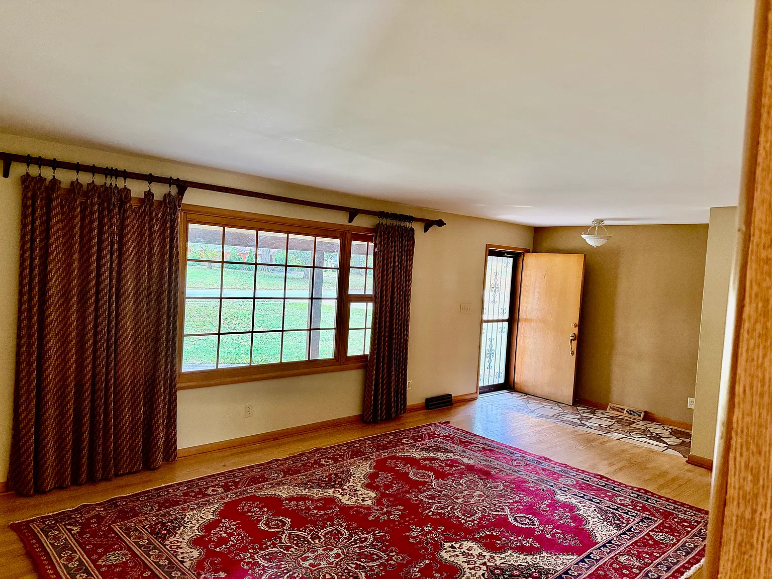 2303 S Cedarbrook Avenue — Photo 4