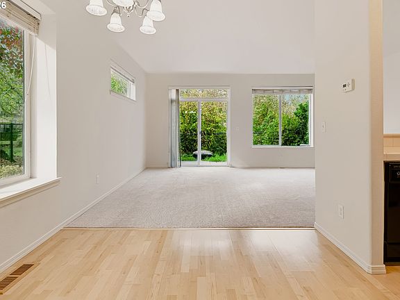 4th image of 1605 SW 173rd Ter