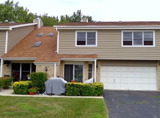 1925 Wisteria Ct APT 2, Naperville, IL 60565