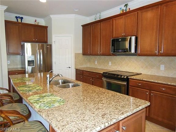 2nd image of 8584 Palermo Ct
