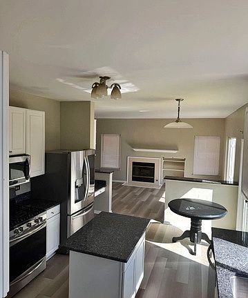 5th image of 1214 Vista Dr