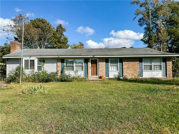 3728 Cardinal Ln, Portsmouth, VA 23703