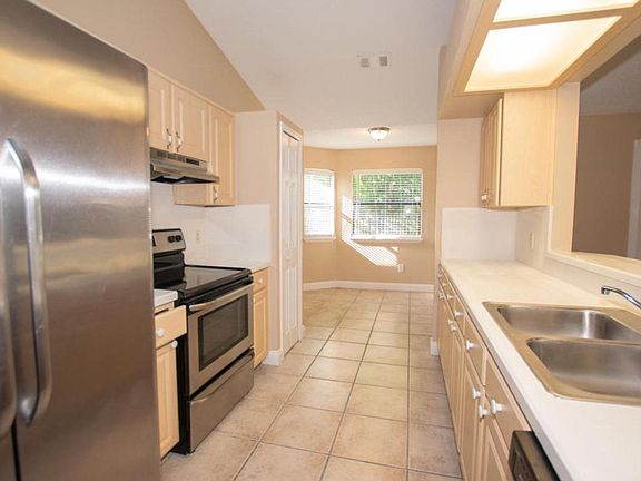 5th image of 1506 Paisley St NW