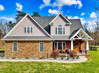 183 Blakenrod Blvd, Coxs Creek, KY 40013