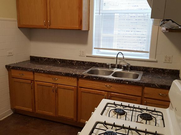 4th image of 4851 N Central Park Ave #1