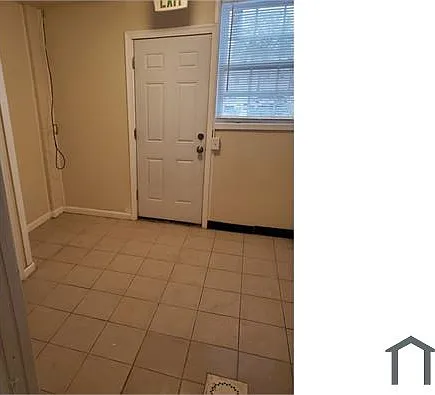 518 Jefferson St NW #B — Photo 10